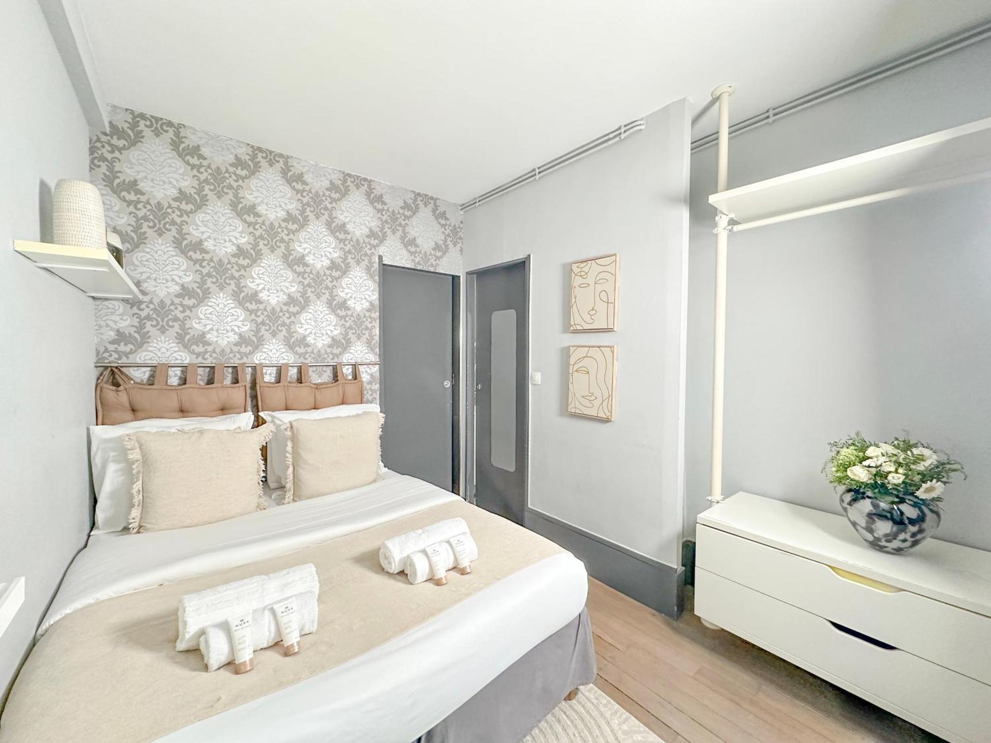 Stunning Apartment Near Eiffel Tower Παρίσι Εξωτερικό φωτογραφία