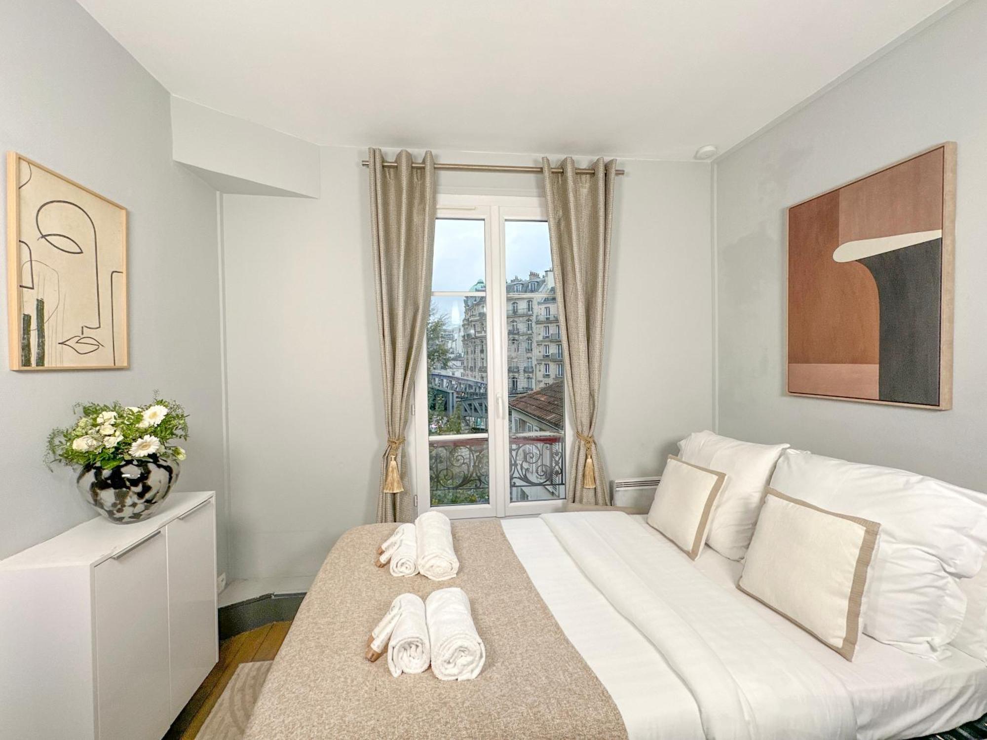 Stunning Apartment Near Eiffel Tower Παρίσι Εξωτερικό φωτογραφία